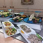 Hotel Karolina 4*