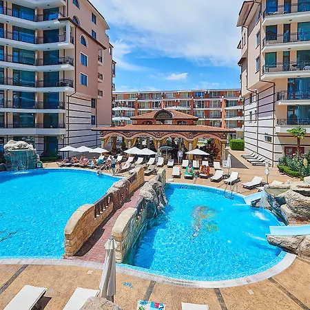 Karolina Hotel