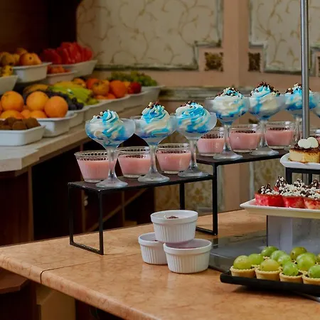 Karolina Hotel 4*