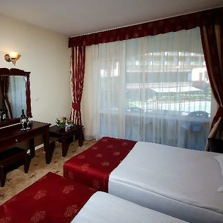 Karolina Hotel