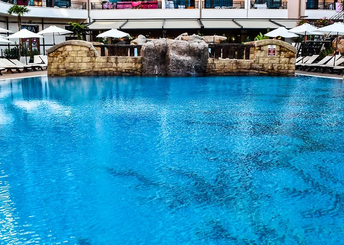 каролина Хотел