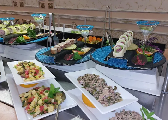 Хотел каролина 4*